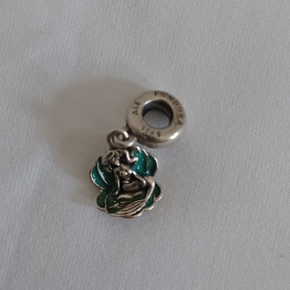Pandora bracelet with 5 charms Disney princess - Picture 6 of 12